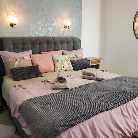 Mirka & Franck Apartment Chic 4 Stars Parking Free Кольмар Экстерьер фото